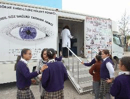 Manavgat'da öğrencilere göz taraması