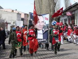 Hanak'ın kurtuluşu törenle kutlandı