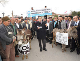 Sivas'ta eşekli benzin zammı eylemi